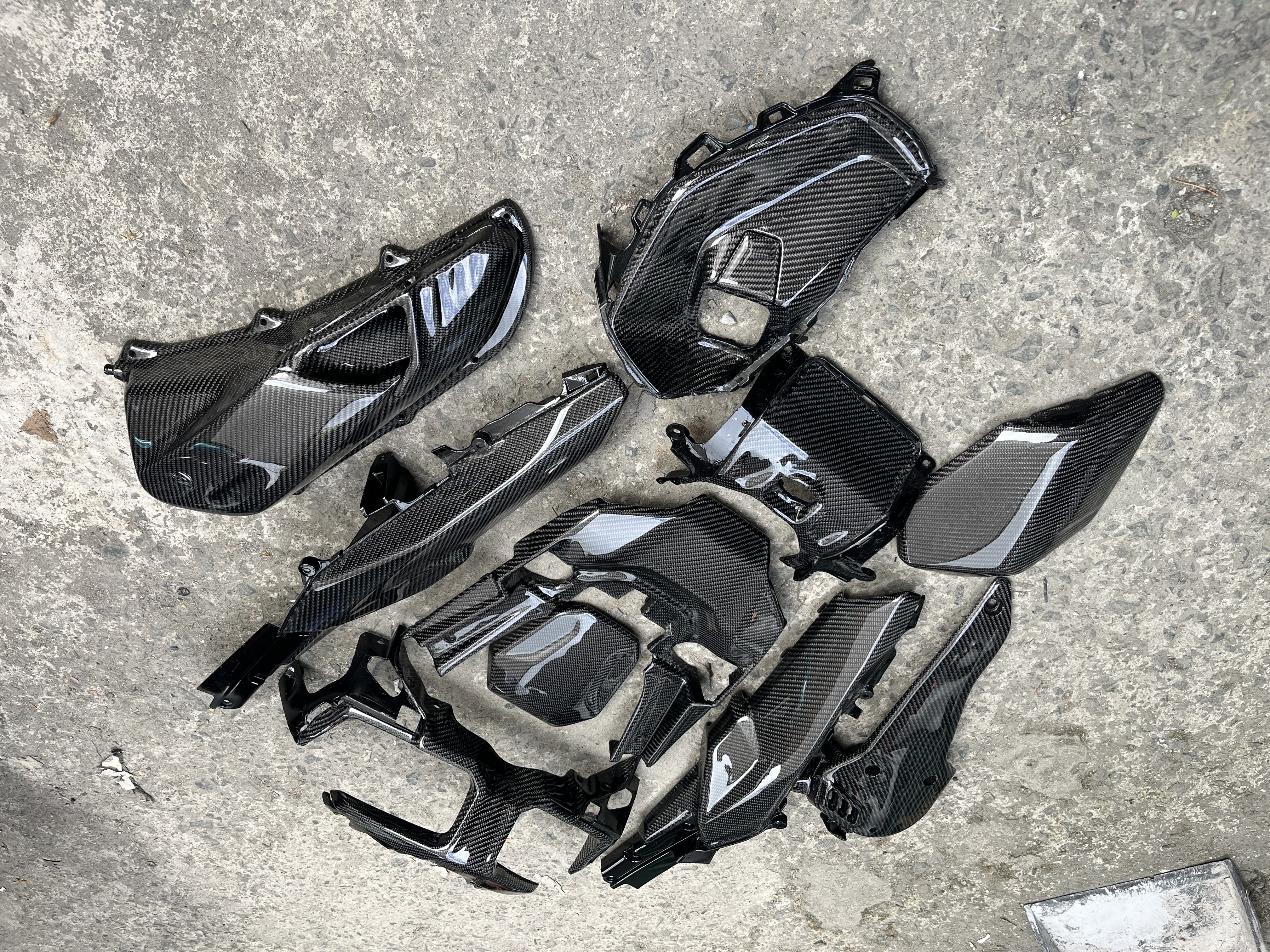 Black Carbon Weave Full Body